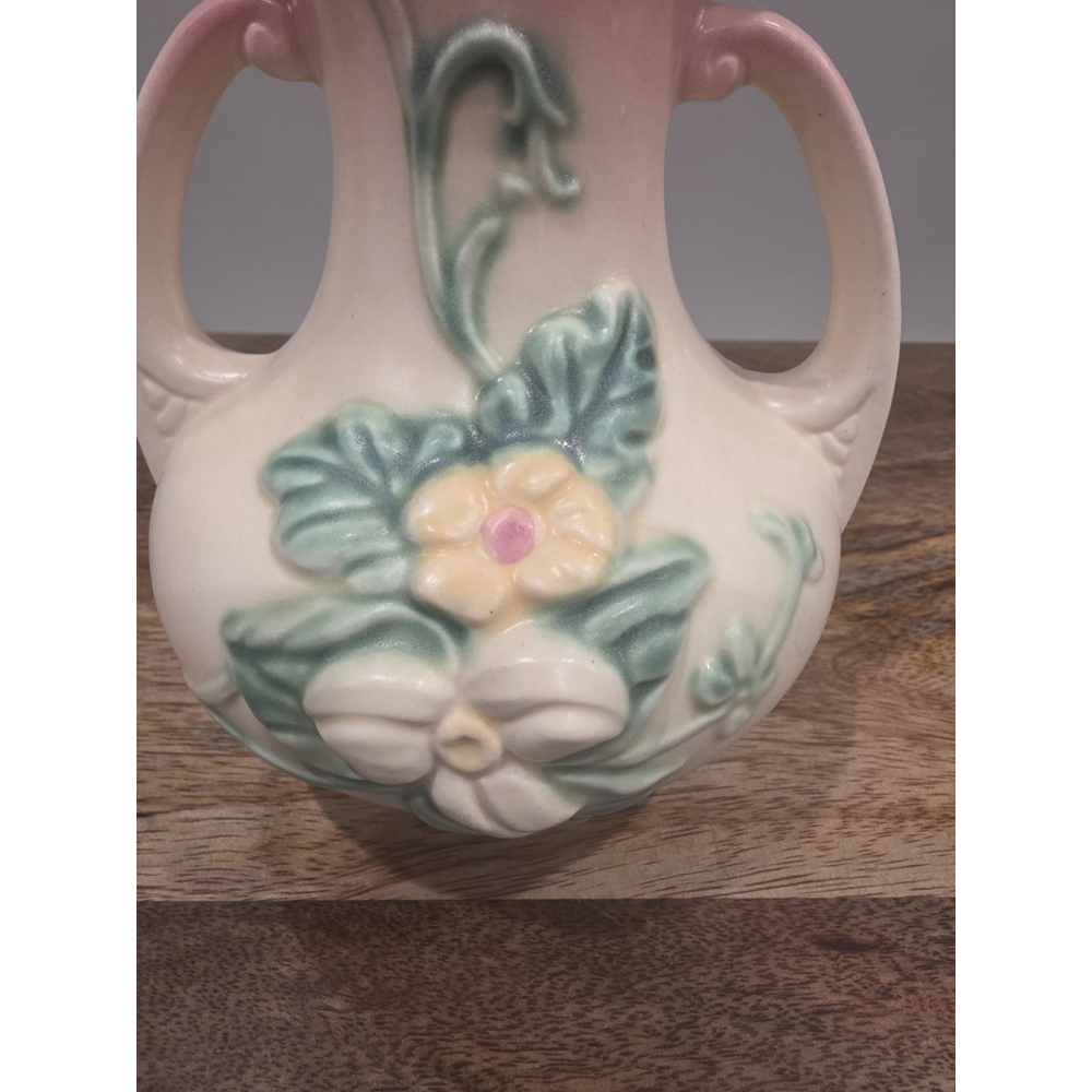 Vintage Hull Pottery Double Handle Pink & Blue WILDFLOWER Vase W8 - 7 ½ - Picture 6 of 8